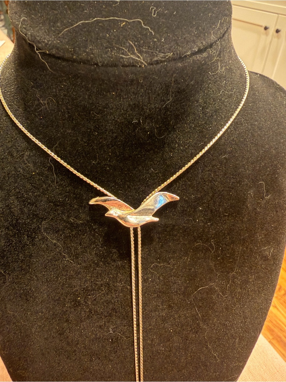 AVON Silver Bird Lariat Necklace - Elegant Women's Jewelry